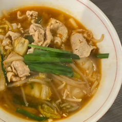 【〆の一杯におすすめ】ニンニクが効いたクセになる味わい！天理風スタミナラーメンの写真