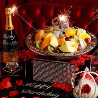 【選べる貸切特典2】デザートプレートで大切な人を祝う