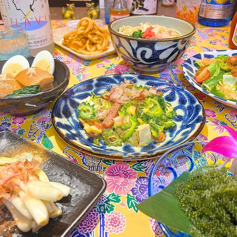 味自慢の沖縄郷土料理＆創作料理を沢山ご用意しております！