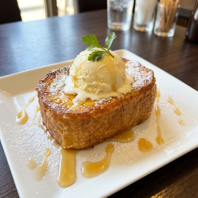 本格デザートも楽しめるハンバーグ専門店
