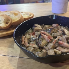 4種のキノコとベーコン