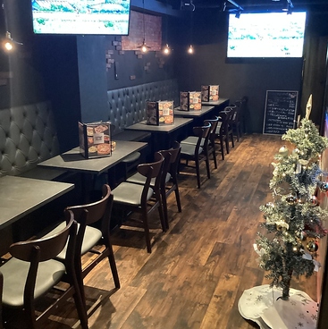 Bar & Dining ROOF LESS ルーフレスの雰囲気1