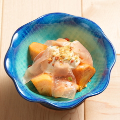 マンゴーと生ハムの白和え