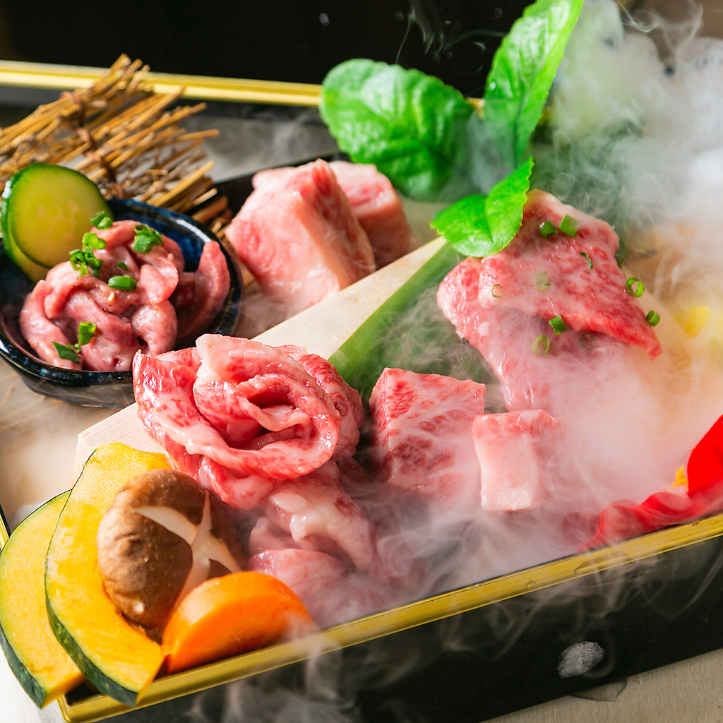 喰らいつきたくなる、肉がココに