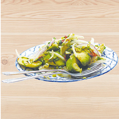 アボカドサラダ（ナンプラー味）　Avocado Salad (Fish sauce flavor)