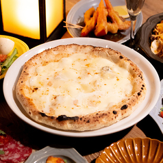 クアトロ フォルマッジ （はちみつ付き）