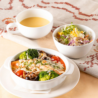 ホテルで味わう定番＆季節限定メニュー