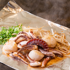 鉄板焼きとお好み焼き 狸狸亭 天満橋OMMビル店の特集写真