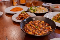 香ばしさと辛さが織り成す絶品麻婆豆腐1,200円(税込)