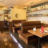 当店は全席禁煙ですが、建物内に喫煙スペースがあります。おタバコをお吸いにならないお客様もお吸いになるお客様も安心してお食事をお愉しみいただけます。ご来店、心よりお待ちしております。