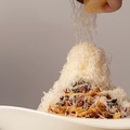 料理メニュー写真 熟成チーズのボロネーゼ（ハーフ）