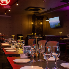 結婚式の二次会や団体貸切のイベントにも最適で、シーシャを楽しめる珍しいスポットでもあります!