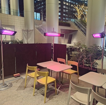 スペイン テラス カラオラ 大手町 丸の内の雰囲気1