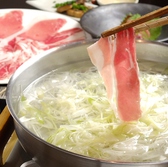 ≪土日祝限定　黒豚しゃぶ食べ放題コース3320円（税別）》自慢の黒豚しゃぶしゃぶが土日祝日限定で食べ放題！！銀座でのお買い物帰りのお食事に是非ご利用ください。