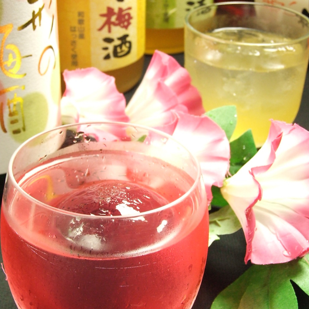 女性に大人気のカラフル梅酒！全国からいろいろ取り揃えています★