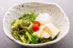 ネバとろ和風の豆腐サラダ