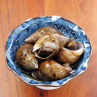 お一人様の晩酌から豪華な宴会まで対応可能なお店です