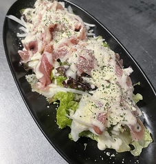 生ハムとチーズのサラダ