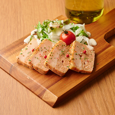 彩り豊かな特製テリーヌ