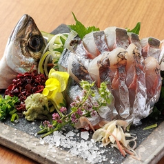 一本釣り天然 関アジ姿造り