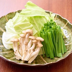 野菜の盛り合わせ(キャベツ・ニラ・しめじ)