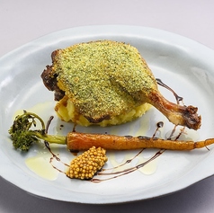 鴨肉のコンフィ/マッシュポテト・ヴィンコット