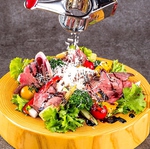 話題の肉バルが登場！お肉のボリュームが自慢！食べ応えは最高です。