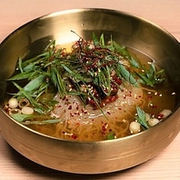 シメにおススメ京都冷麺は注文が入ってから手打ちします