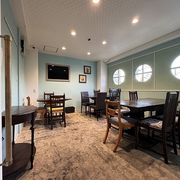 Chillout dining bar チルアウト ダイニングバーの雰囲気1