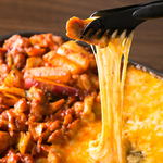 話題の肉バルが登場！お肉のボリュームが自慢！食べ応えは最高です。