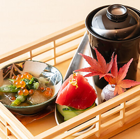 旬の食材を使った料理と贅沢なドリンク、伝統文化の融合で特別な時間を演出します♪
