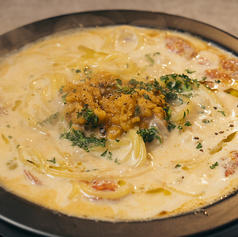 雲丹とフレッシュトマトクリームソースの生スパゲティ