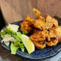 料理メニュー写真&nbsp;鶏のからあげ(しお)/鶏のからあげ(スウィートチリソース)　各