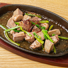 黒豚タンのコリコリスタミナ焼き