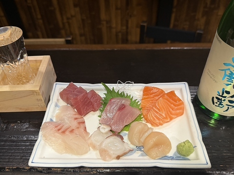 ゆっくりなひと時と、丁寧に作られたこだわりの創作料理を楽しめるアットホームな空間