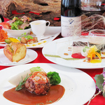 目でもお楽しみいただける彩り豊かな料理をリーズナブルにご堪能。普段使いから特別な日のお食事に♪