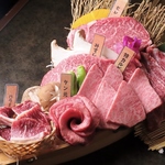 贅沢な肉の舟盛りが登場   恋人や家族・友達との大切な記念日に！