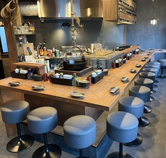 串と伝説のテール煮 東九条総本店の雰囲気1