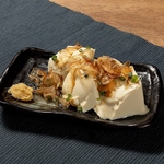 毎日店で仕込む「自家製冷奴」！手間がかかる分、味には自信があります！是非ご賞味ください♪