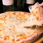 食事とワインを楽しむ大衆イタリアン酒場。食後には自家製デザートがおすすめ♪