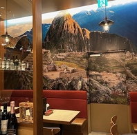 ペルーの魅力溢れるカジュアル空間