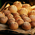 料理メニュー写真 自家製パン(2種盛り)