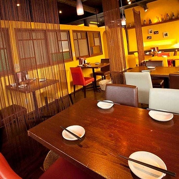 ガブ飲みワインバル らびーたの雰囲気1