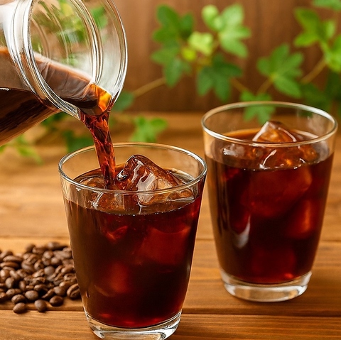 コーヒーを始めデザートやお料理をお楽しみ頂けるお洒落カフェ♪