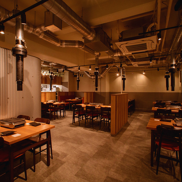 焼肉つじむら 新宿本店の雰囲気1