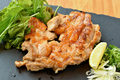 料理メニュー写真 漬鶏の鉄板焼き（塩orタレ）