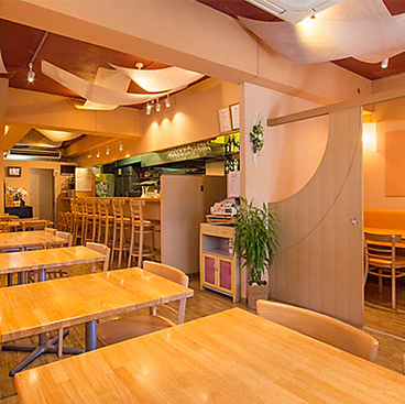 キッチン&カフェ エマーブルの雰囲気1