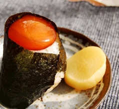 ぼんご風卵黄おにぎり/出汁茶漬け(梅・明太子)　各