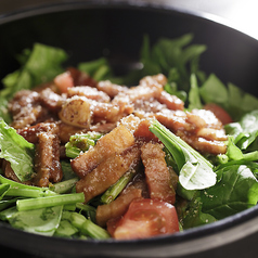 ほうれん草とベーコンの温サラダ