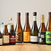季節の料理に寄り添う日本酒を厳選して揃え、銘柄ごとに異なる香りや旨みを楽しめます。食事の流れに合わせて選べるため、刺身や土鍋ご飯との相性も抜群。ゆったり味わいたい夜にぴったりのラインアップです。